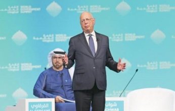 تحرش جنسي وعنصرية.. تقرير أميركي يفضح العالم الخفي لمنتدى دافوس