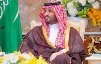 ولي العهد السعودي يبحث مع الرئيس التونسي العلاقات الثنائية