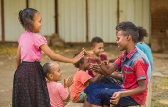 فيديو «أطفال سودانيين» يثير الجدل على صفحات سوشيال ميديا في مصر