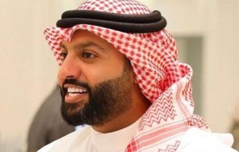 يعقوب بوشهري يعلق على انتشار فيديو لزوجته