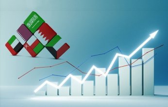 ارقام خليجية: 40 مليار دينار السيولة الكويتية و790 مليار درهم ميزانية المركزي الإماراتي