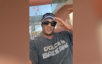 محمد رمضان يعتذر للشاب المصفوع.. «من شيم الكبار»