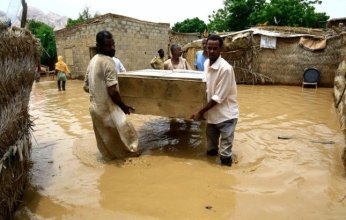 دمار وقتلى.. الأمطار تضاعف أزمات شعب السودان