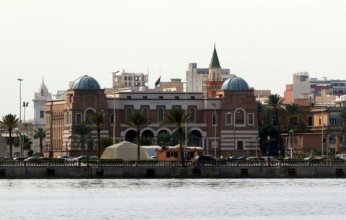 المركزي الليبي في قلب «عناد الانقسام»: «الرئاسي» أقال محافظه.. ومجهولون خطفوا أحد مديريه (خاص)