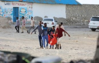 شلال دماء على شاطئ مقديشو: شهادات مرعبة.. وإدانات دولية