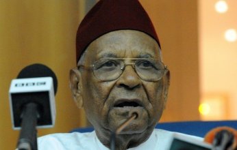 وفاة مدير اليونسكو السابق المفكر السنغالي أمادو مختار مبو