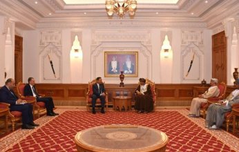 نائب رئيس الوزراء العماني يستقبل رئيس «الأعلى للإعلام» المصري