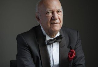 مؤلفات عمر خيرت تضئ الليلة العاشرة على مسرح النافورة