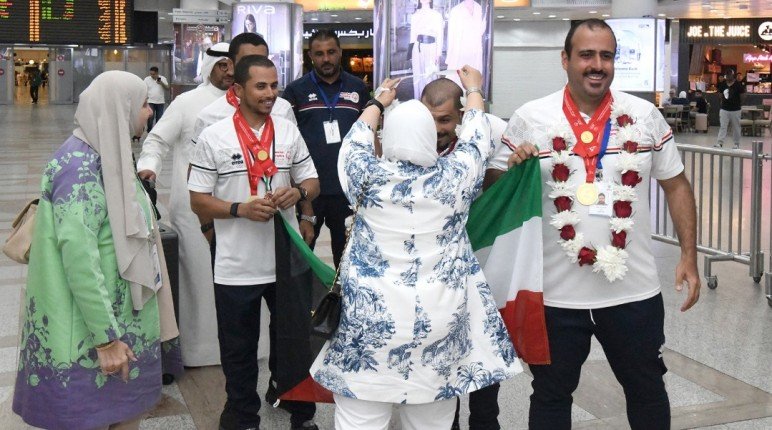 وفد الأولمبياد الخاص الكويتي يعود من دبي متوجًا بذهبية البطولة الإقليمية الأولى للشراع الحديث وفد الأولمبياد الخاص الكويتي يعود من دبي متوجًا بذهبية البطولة الإقليمية الأولى للشراع الحديث