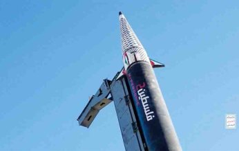 "الحوثي" تعلن استهداف قاعدة عسكرية إسرائيلية في تل أبيب بصاروخ باليستي