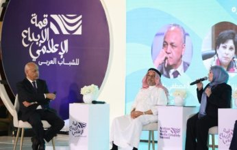 الإعلام يلعب دورا مهما في صناعة الوعي وتشكيل الرؤية وعلى الشباب العربي مواكبة التطورات التكنولوجية (صور)