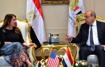 مصر وأمريكا تبحثان سبل تعزيز التعاون الثنائي بين البلدين فى مجال الطيران
