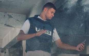 رصاص الاحتلال يصيب مصور قناة الجزيرة فادي الوحيدي في مخيم جباليا