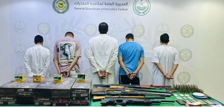 ضبط 5 أشخاص بحوزتهم مادتي الإمفيتامين والحشيش المخدرتين بالحدود الشمالية ضبط 5 أشخاص بحوزتهم مادتي الإمفيتامين والحشيش المخدرتين بالحدود الشمالية