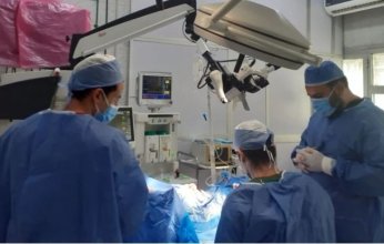 بتقنية ثلاثية الأبعاد.. فريق طبي مصري ينجح في استئصال ورم بجمجمة فتاة ويعيد شكلها الطبيعي