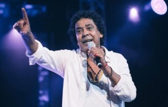 أسرة محمد منير تكشف تفاصيل نقله إلى المستشفى