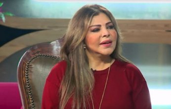 فنانة جزائرية شهيرة تهدد بإنهاء حياتها على الهواء.. ما القصة؟