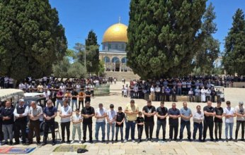 30 ألف فلسطيني يؤدون صلاة الجمعة في المسجد الأقصى