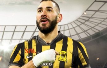 «بنزيما» يثير الجدل بمتابعة حساب نادي النصر السعودي