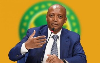 موتسيبي يقرر الترشح لانتخابات «كاف» مارس المقبل