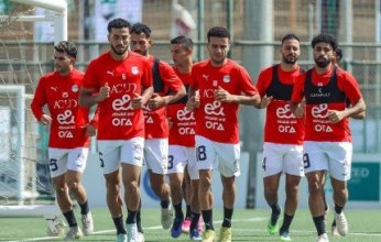 على نجيل صناعي.. منتخب مصر يختتم تدريباته استعدادًا لمواجهة موريتانيا