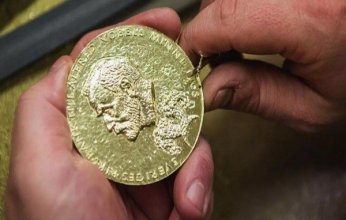 بسبب الحروب والصراعات المشتعلة حول العالم.. هل تحجب جائزة نوبل للسلام هذا العام؟