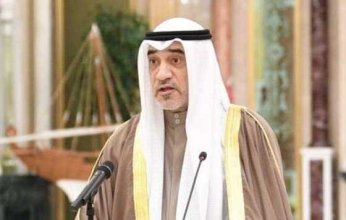 النائب الأول لرئيس مجلس الوزراء ووزير الداخلية الكويتي يصل إلى لبنان