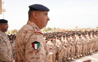 جولة تفقدية لرئيس الأركان الكويتي لعدد من المعسكرات والمواقع