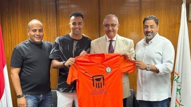 البنك الأهلي يضم «نيمار» قادما من صفوف الزمالك البنك الأهلي يضم «نيمار» قادما من صفوف الزمالك