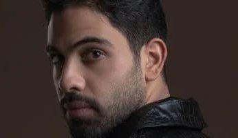 أحمد فريد مطرب «بأمارة مين» يعلن وفاة والدته