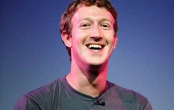 زوكربيرج يتجاوز جيف بيزوس ويصبح ثاني أغني شخص في العالم