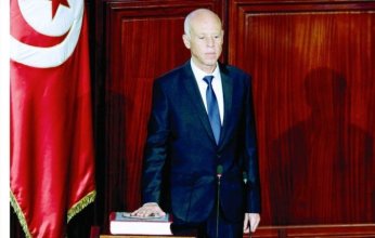 الرئيس التونسي يؤدي اليمين الدستورية لولاية ثانية