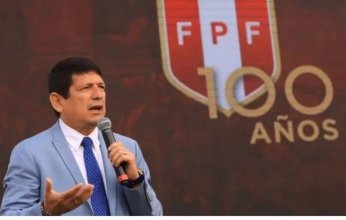 الفساد المالي يطيح برئيس الاتحاد البيروفي لكرة القدم