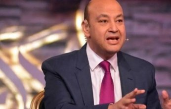 اعرضوه للبيع فورا.. عمرو أديب يفتح النار على إدارة الأهلي بسبب إمام عاشور