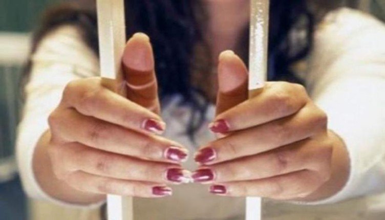 القبض على مقدمة برامج وبلوجر شهيرة في مصر.. لهذا السبب.. فما القصة؟ القبض على مقدمة برامج وبلوجر شهيرة في مصر.. لهذا السبب.. فما القصة؟