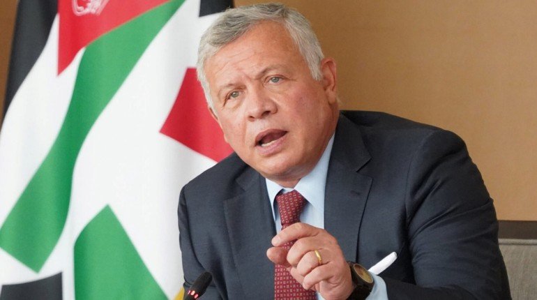 عاهل الأردن يهنئ ترامب بفوزه في الانتخابات الرئاسية الأمريكية عاهل الأردن يهنئ ترامب بفوزه في الانتخابات الرئاسية الأمريكية
