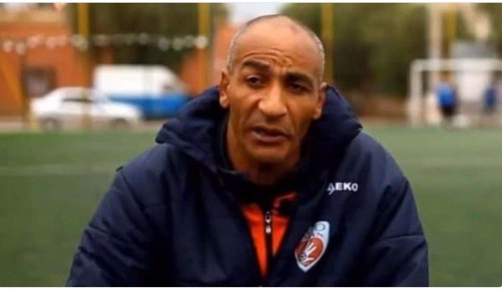 رحيل اللاعب الجزائري السابق عبد الحميد مراكشي عن عمر يناهز 48 عاماً رحيل اللاعب الجزائري السابق عبد الحميد مراكشي عن عمر يناهز 48 عاماً