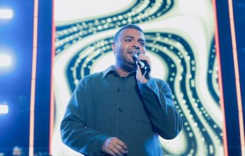 بالصور.. النجم رامي صبري يُشعل حماس طلاب جامعة الدلتا في مصر