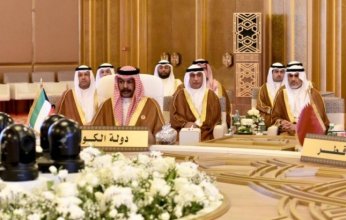 وكيل وزارة الداخلية الكويتي يؤكد على أهمية تعزيز التعاون الأمني بين دول مجلس التعاون الخليجي