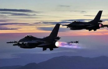 طيران الاحتلال يستهدف منزلا بمخيم النصيرات وسط قطاع غزة