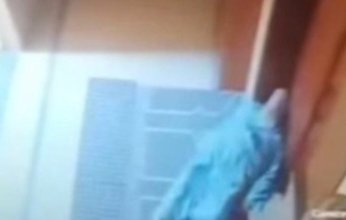 بالفيديو.. وفاة مؤذن أثناء فتح باب المسجد للصلاة في مصر