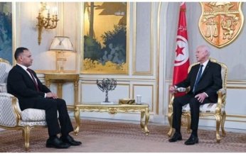 سفير مصر لدى تونس يقدم أوراق اعتماده إلى الرئيس التونسي