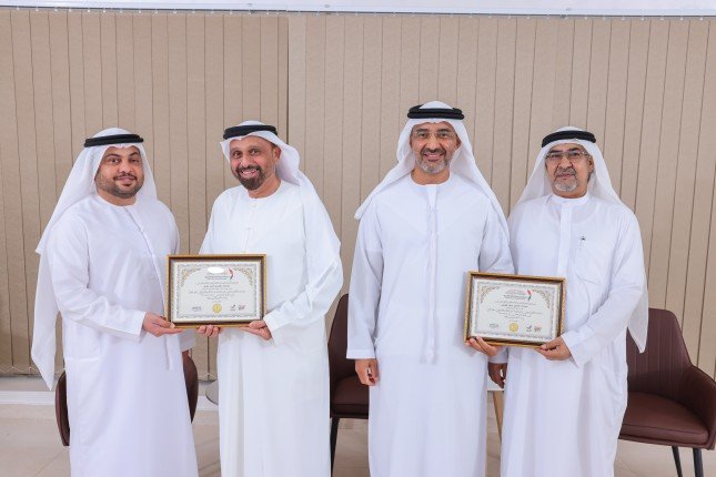 "الفجيرة الاجتماعية الثقافية" تناقش دور الابتكار والاختراع في نهضة المجتمع "الفجيرة الاجتماعية الثقافية" تناقش دور الابتكار والاختراع في نهضة المجتمع