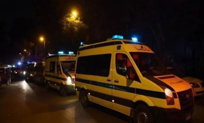 مأساة على طريق الإسكندرية الصحراوي: مصرع شخصين وإصابة 13 أخرين في تصادم ميكروباص وتريلاا مأساة على طريق الإسكندرية الصحراوي: مصرع شخصين وإصابة 13 أخرين في تصادم ميكروباص وتريلاا