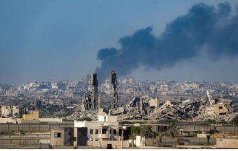 بينهم أطفال.. شهداء وجرحى في قصف للاحتلال الإسرائيلي وسط قطاع غزة