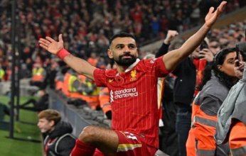 مدرب ليفربول يتغزل بأداء صلاح أمام أستون فيلا