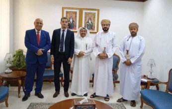 وفد لجنة الميثاق في زيارة تمهيدية لسلطنة عمان لمناقشة التقرير الوطني الأول
