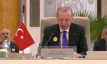 خلال قمة الرياض.. الرئيس التركي يؤكد أن إسرائيل تعمل على إلغاء حل الدولتين ومنع عودة الفلسطينيين لبلدهم