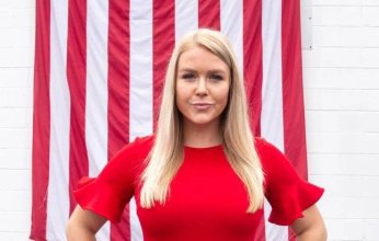 ترامب يعين كارولين ليفيت متحدثة باسم البيت الأبيض