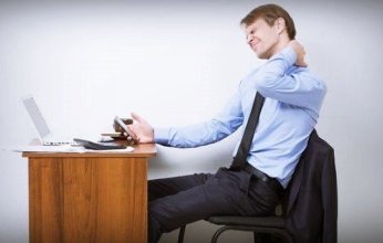 دراسة تكشف تأثيرات سلبية للجلوس الطويل على الصحة.. ما التفاصيل؟